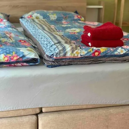 Mitten Im Ruhrgebiet Immer Willkommen, Wlan , Netflix, Parking Free, 100m2 Flat Apartment *