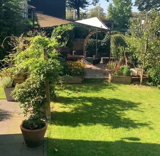 Apartament Mitten Im Ruhrgebiet Immer Willkommen, Wlan , Netflix, Parking Free, 100m2 Flat Oberhausen (North Rhine-Westphalia)