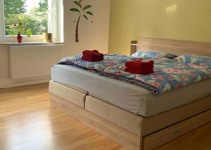 Mitten Im Ruhrgebiet Immer Willkommen, Wlan , Netflix, Parking Free, 100m2 Flat * Oberhausen (North Rhine-Westphalia)